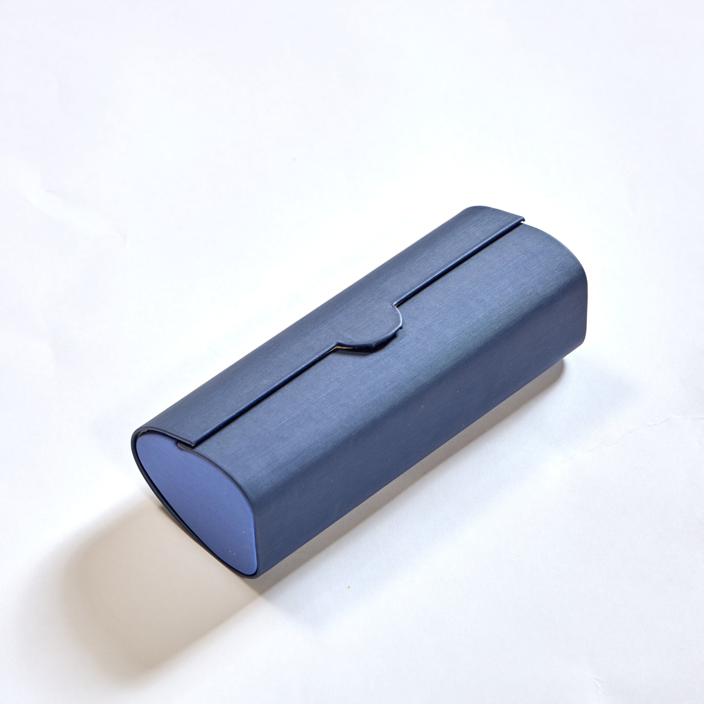 Vintage-Inspired Magnetic Glasses Case: Retro Cylindrical Design for Stylish Eyewear Protection (Stone Blue)