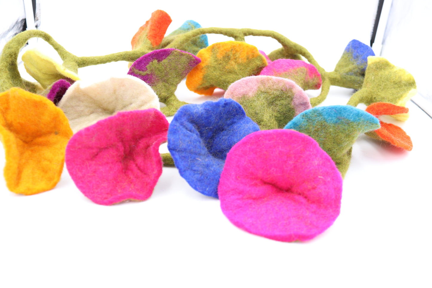 Handmade Wool Felt Flower Garland - Morning Glory