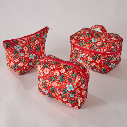 Nature's Bloom Floral Quilted Makeup Pouch - Travel-Friendly Cosmetic Bag