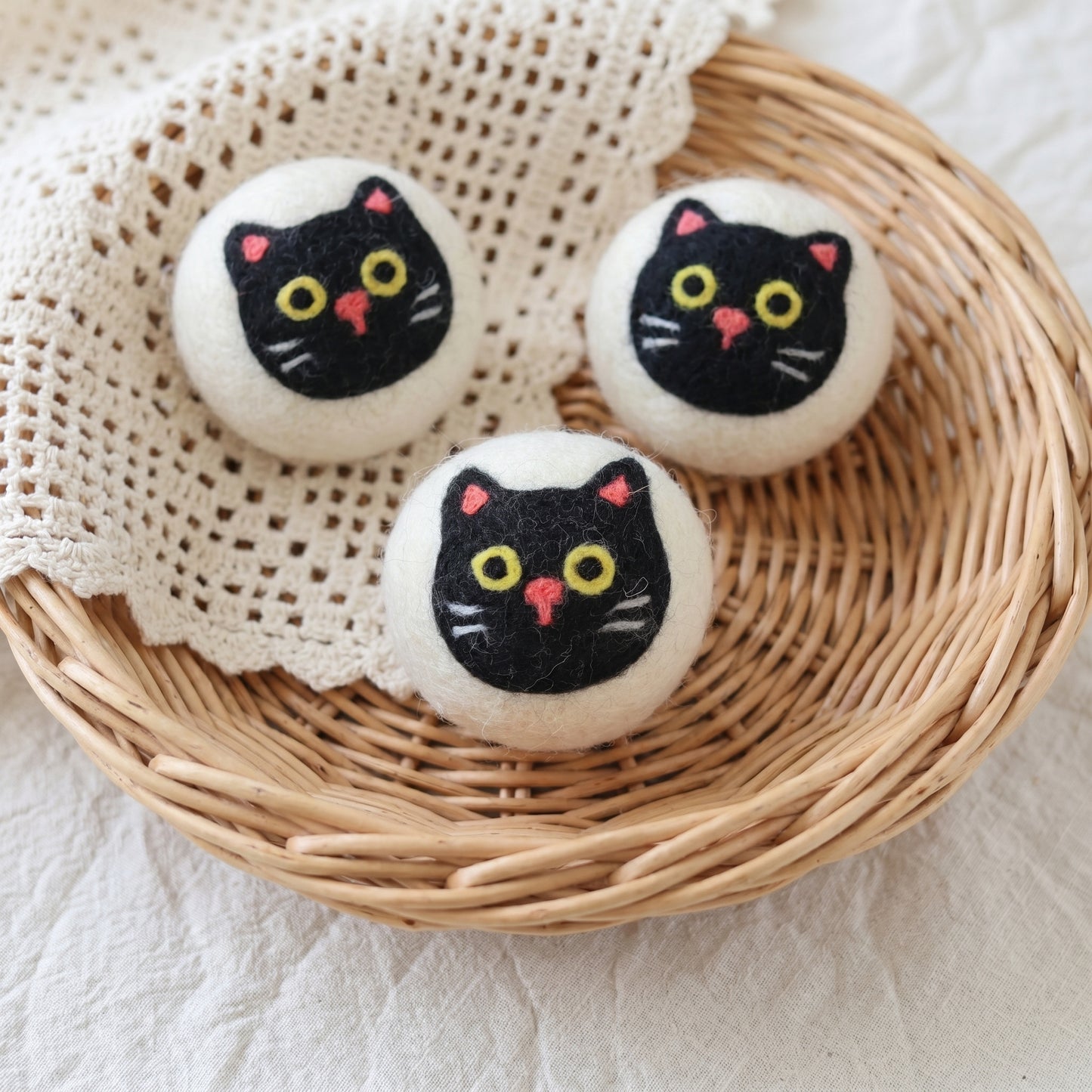 Black Cat Eco Wool Dryer Balls – Set of 3