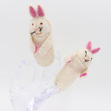Load image into Gallery viewer, Bunny Felt Finger Puppet Toy
