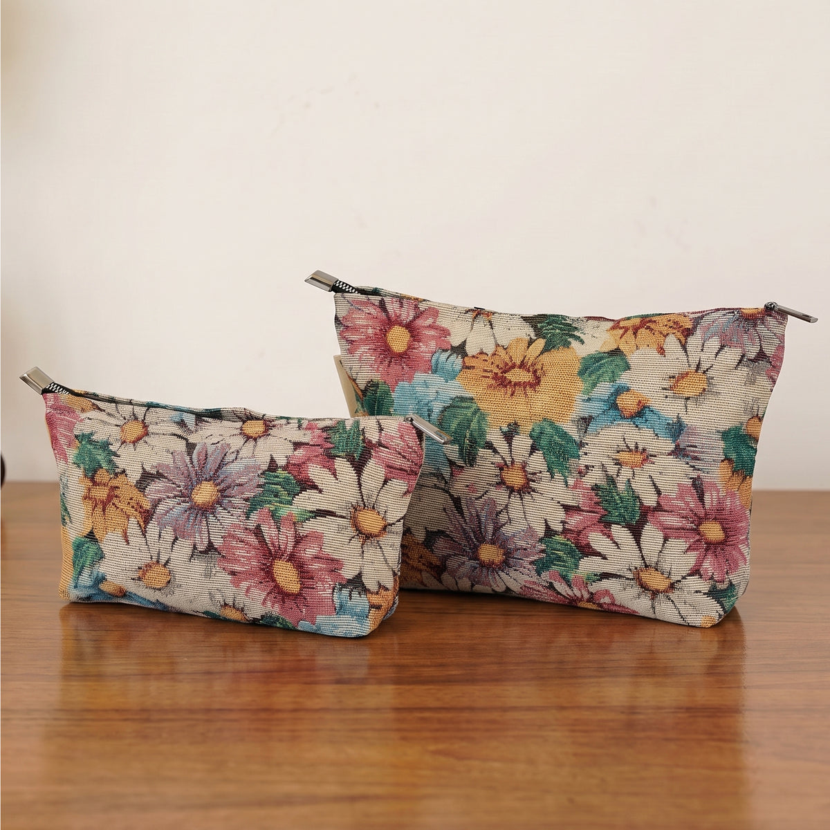Daisy Garden Toiletry / Makeup Bag - Travel-Friendly Cosmetic Bag