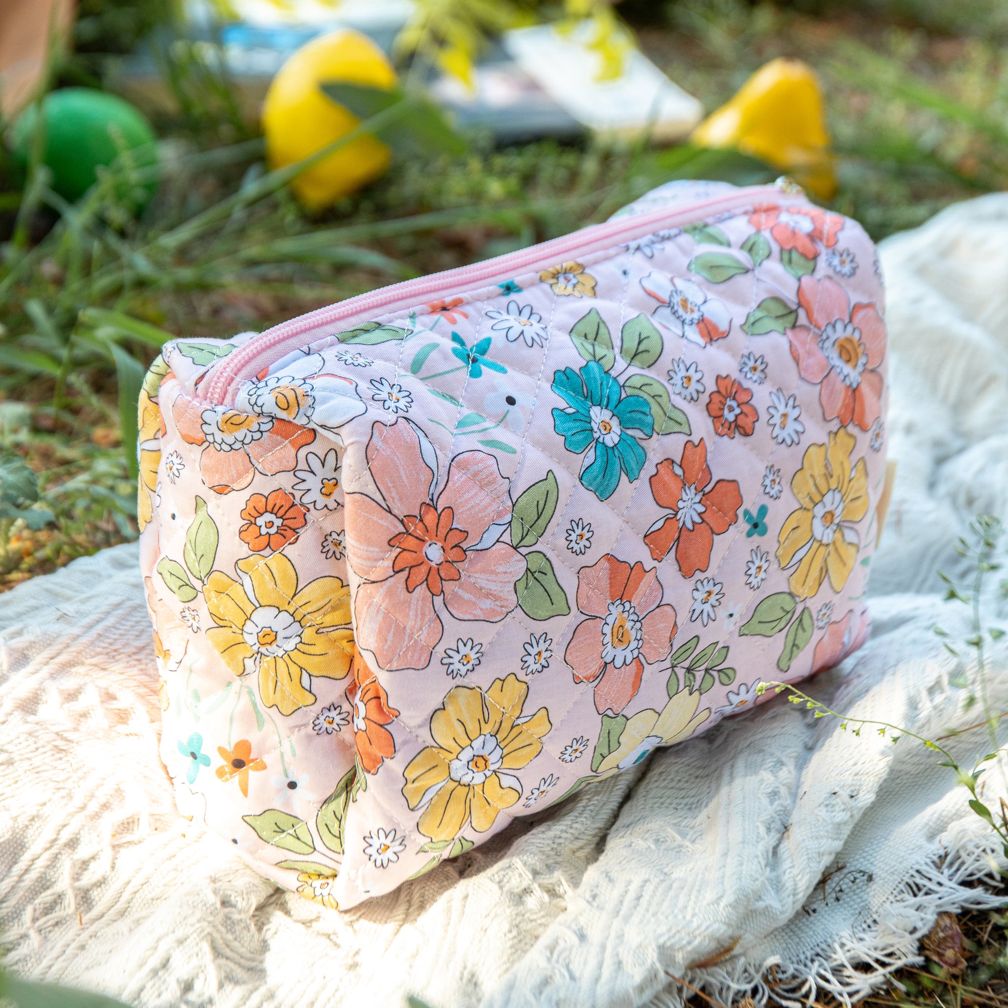 Quilted toiletry bag online