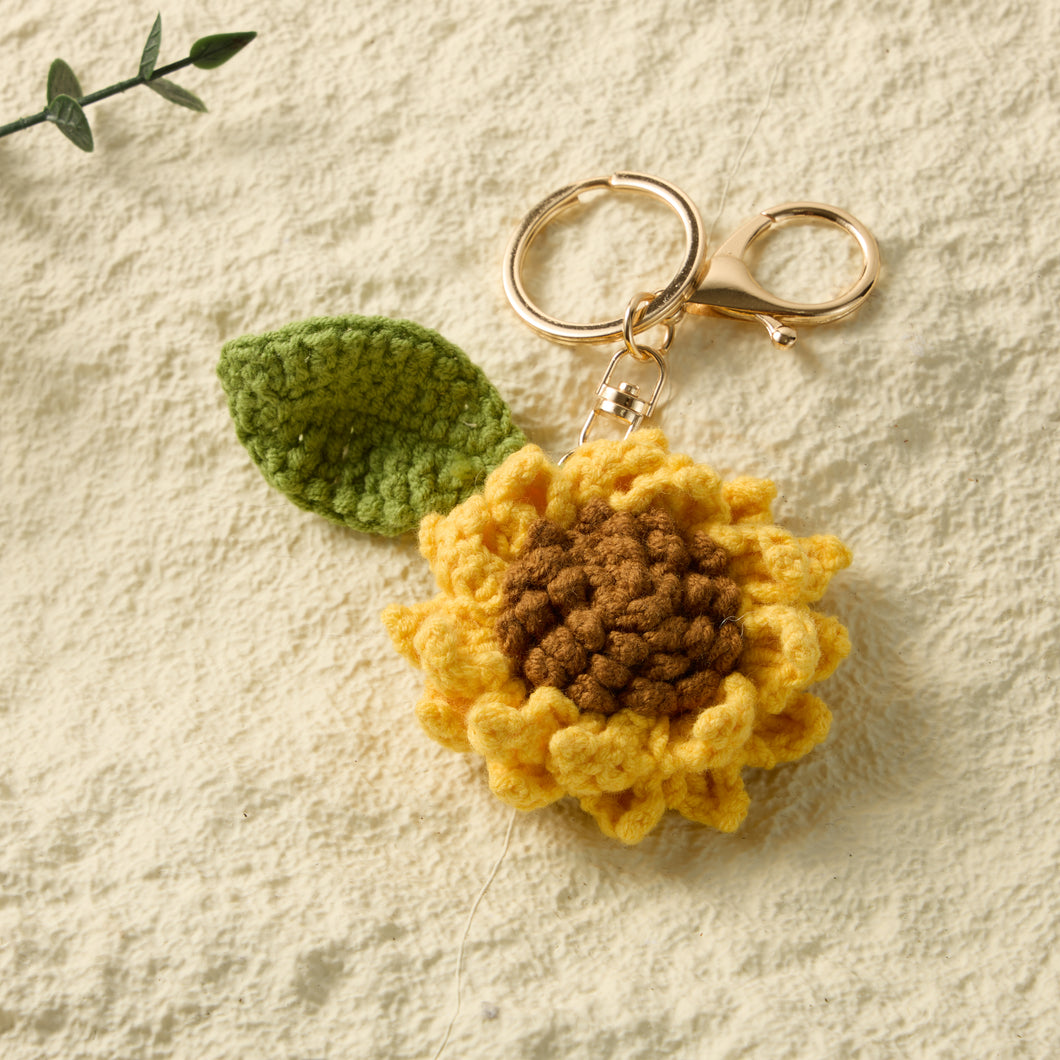 Sunshine Bloom: Hand-Knitted Sunflower Keychain for a Bright Touch