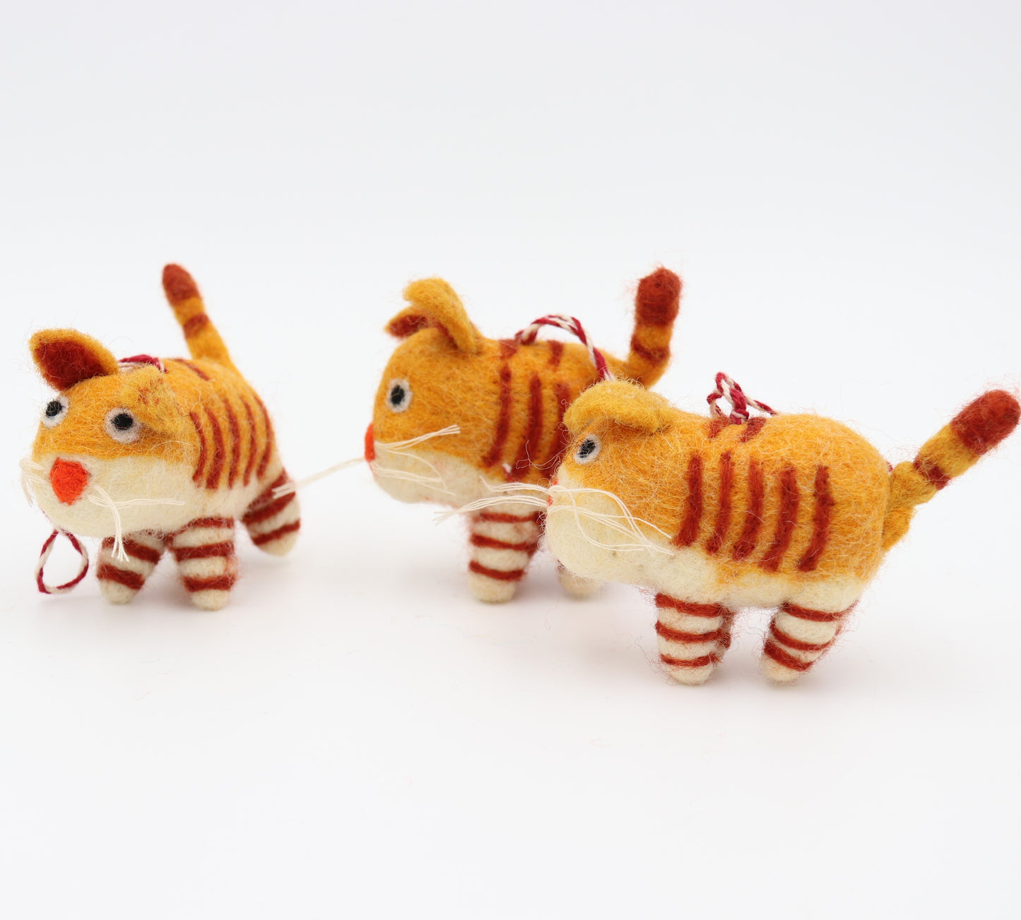 Handmade Felt Orange Tabby Cat Ornament – Cozy Kitty for Christmas Tree