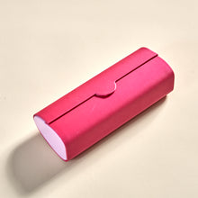 Load image into Gallery viewer, Vintage-Inspired Magnetic Glasses Case: Retro Cylindrical Design for Stylish Eyewear Protection (Pink)
