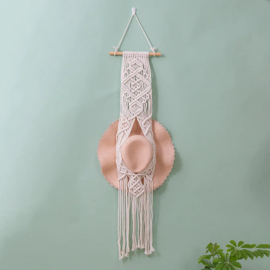 Handcrafted Macramé Hat Organizer for Stylish Wall Display - Diamond