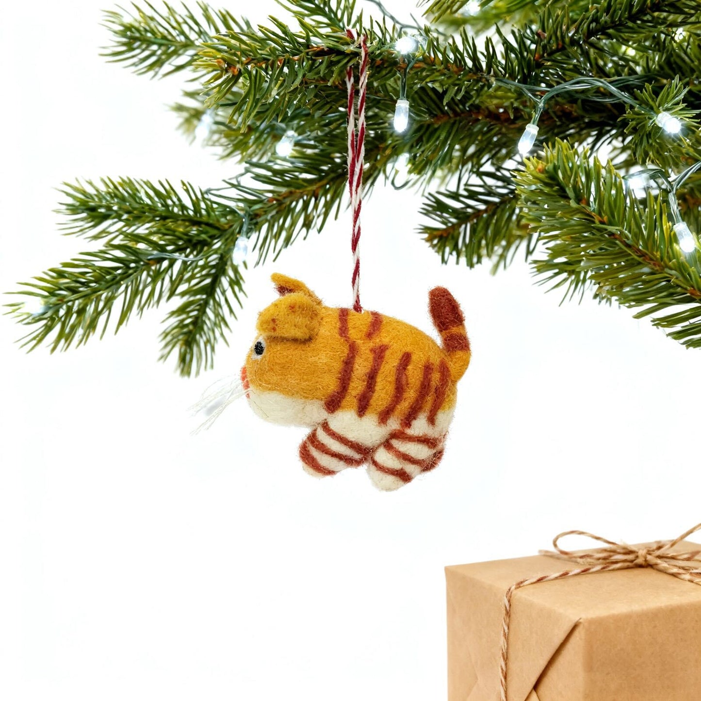Handmade Felt Orange Tabby Cat Ornament – Cozy Kitty for Christmas Tree