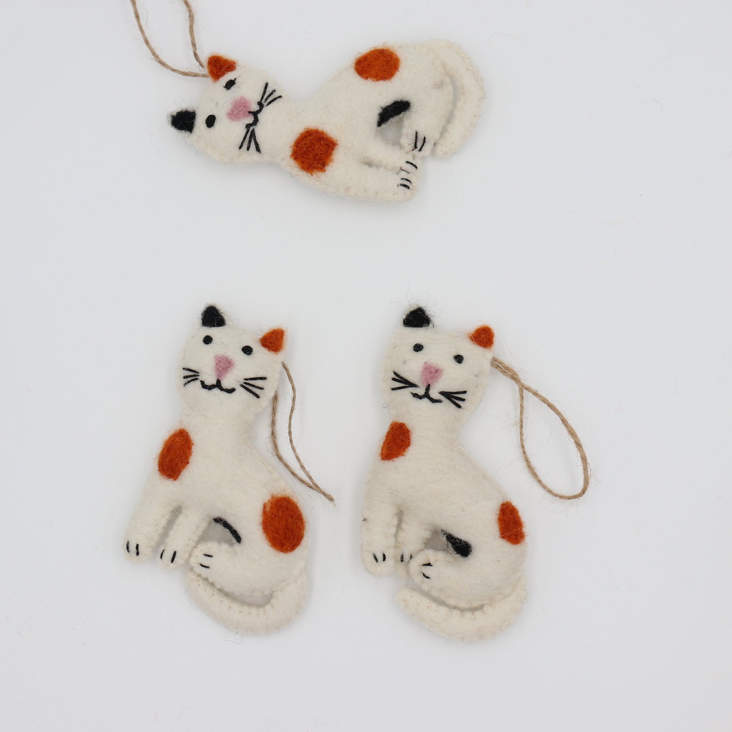 Felt Calico Cat Ornament – Handmade Wool Holiday Decor